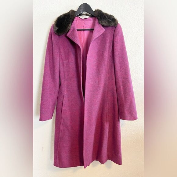 Trina Turk coat with fur trim collar in fuchsia purple 6